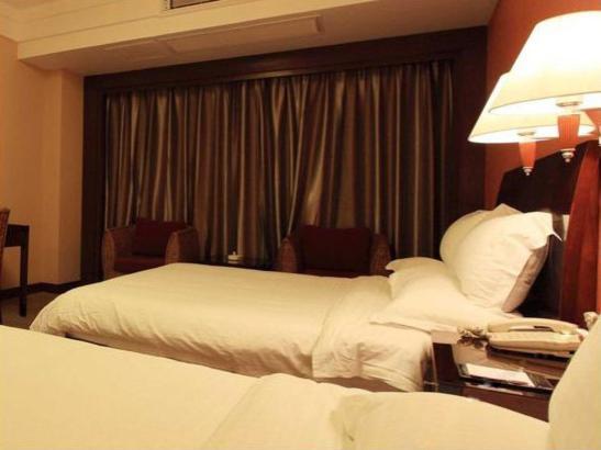 Grand Metro Hotel Нанкин Экстерьер фото